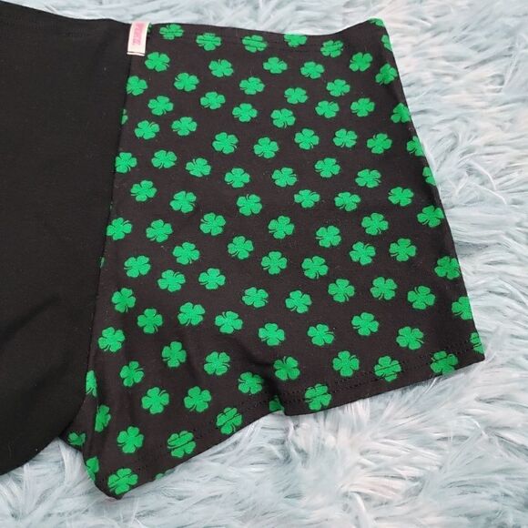 VS Very Kiss Me I Am Lucky Black Boyshort XSmall - Picture 4 of 4